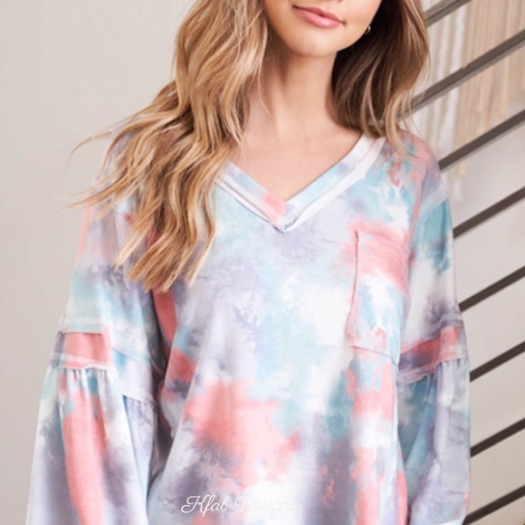 LAST V Neck Puff Sleeve Tie Dye Front Pocket Top - Picture 9 of 9